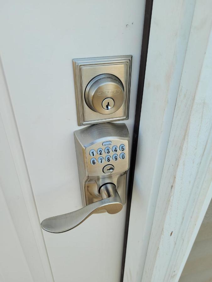 Great Little Guest Suite With Private Entry & Deck! Pet Friendly & 30 Mins To Nashville! Ashland City Dış mekan fotoğraf