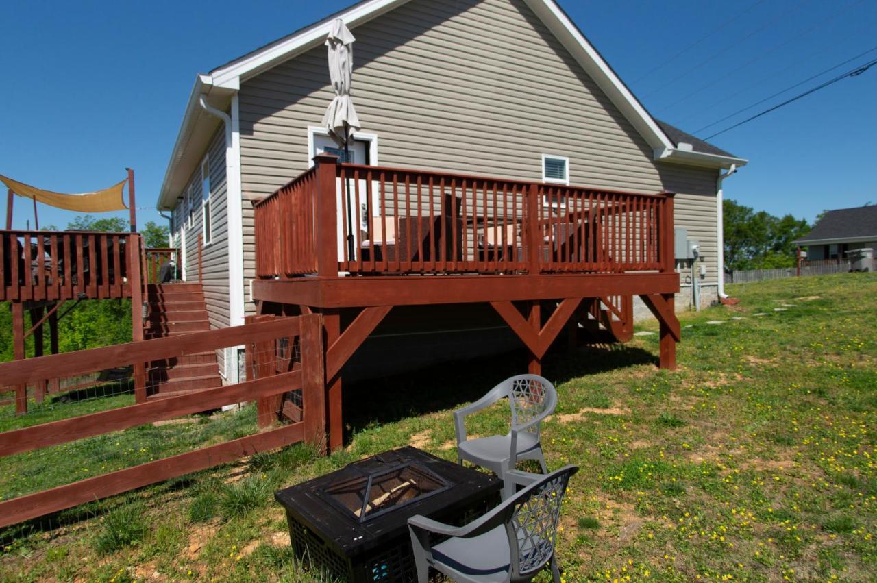 Great Little Guest Suite With Private Entry & Deck! Pet Friendly & 30 Mins To Nashville! Ashland City Dış mekan fotoğraf